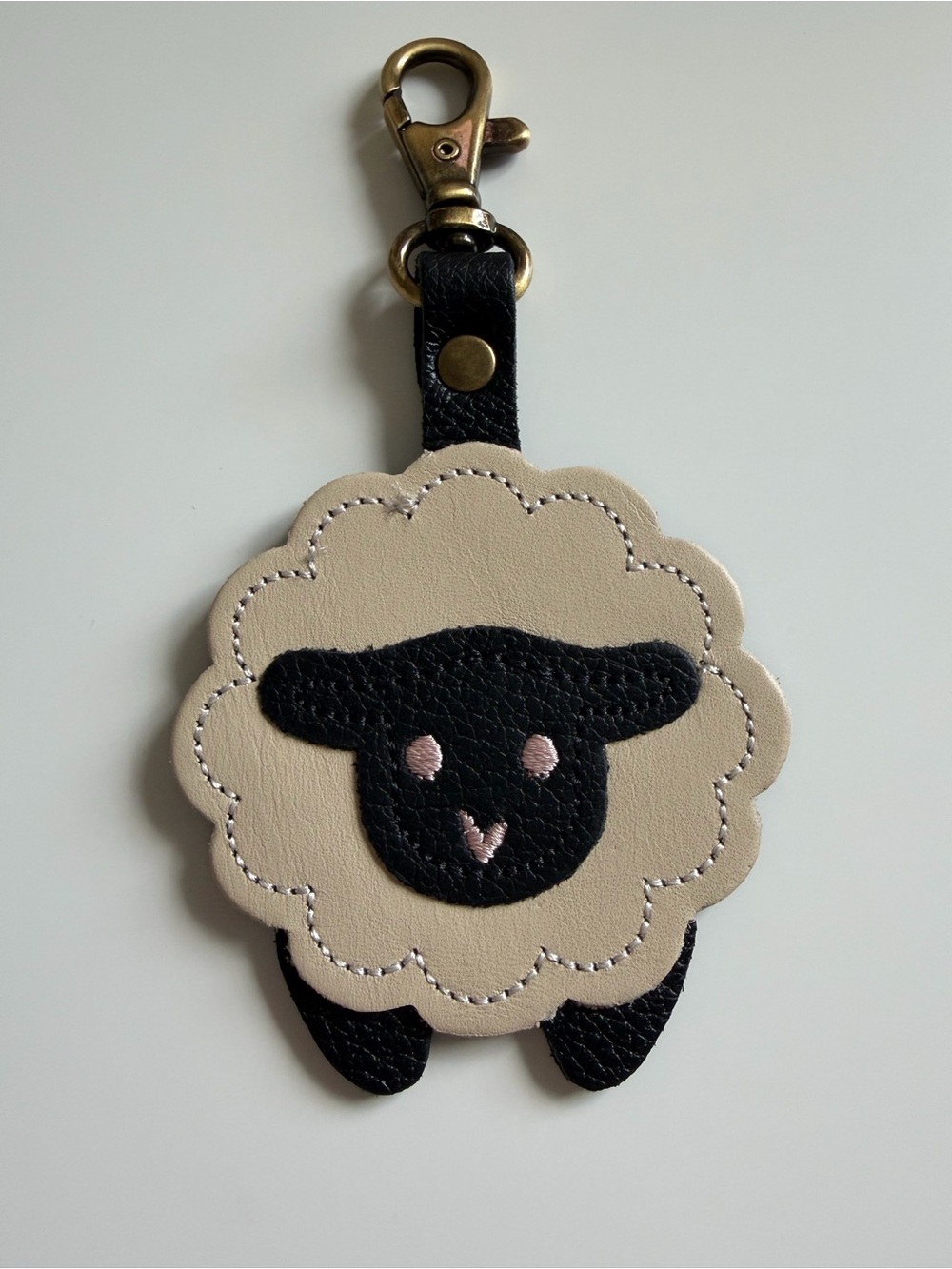 NWOT Portland Leather Goods Farm Animal Keychain—Simone 🐑